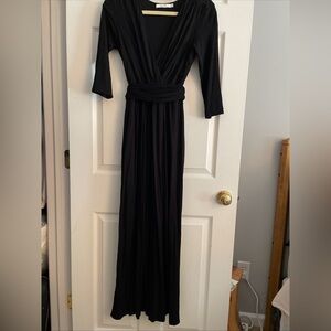 Elegant Black Maxi Dress